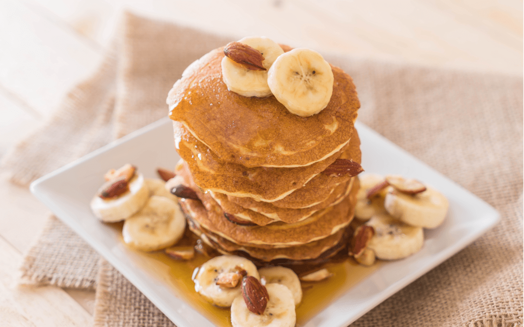 BANANEN-HAFERFLOCKEN PANCAKES