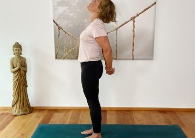 YOGA FÜR HORMONBALANCE