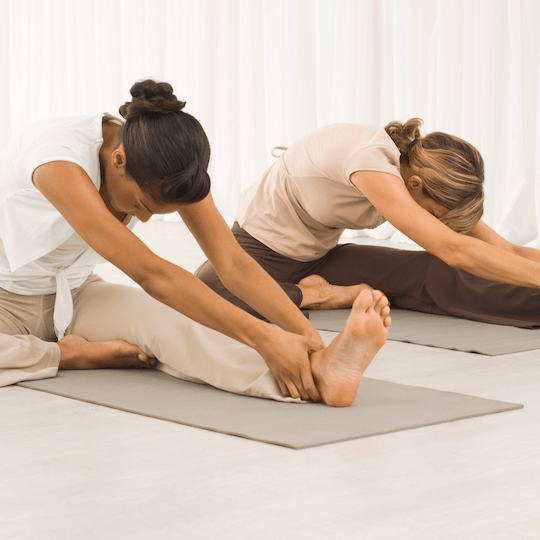 YOGA BEI REGELSCHMERZEN